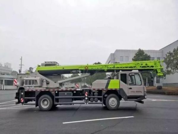 韶关市吊车出租_吊车出租的安全装置及知识